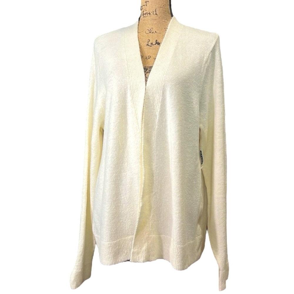 Elegant Cream Women's Sweater
